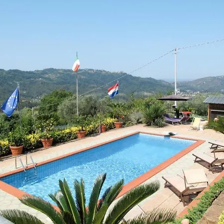 Sleeps 6 Pool Wifi